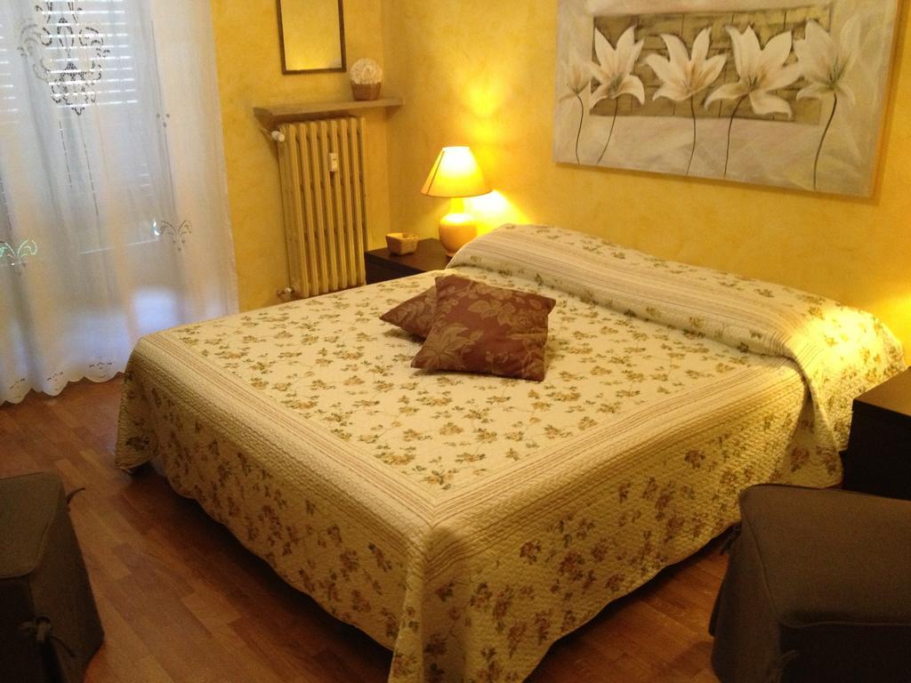 Appartamenti Del Corso Cuneo Rum bild